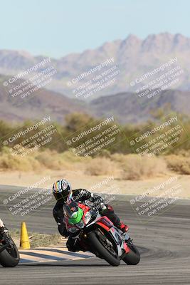 media/Nov-16-2025-Race Pace (Sun) [[8c5fa54630]]/Non Verified Riders (1st 20 Minutes)/2-Turn 10 (1010am)/